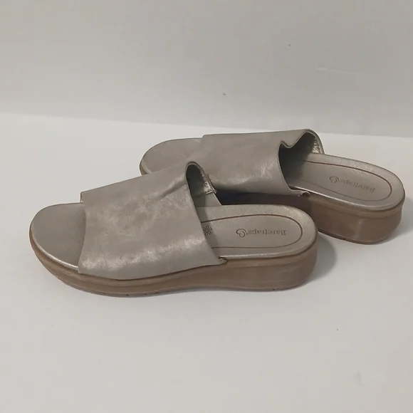 Bare Traps Rebecca Women’s Sandals. Wedge Slip On Slide Size 8.5 - Picture 3 of 8